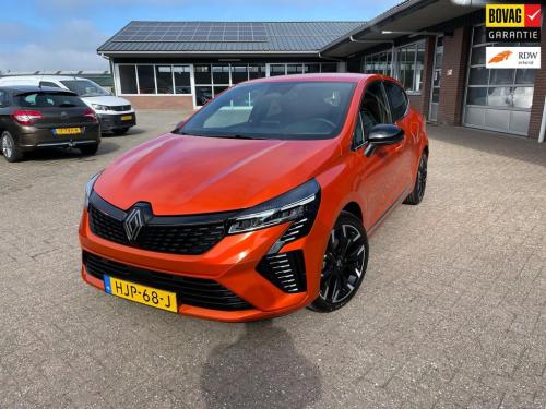 Renault Clio 1.6 E-Tech Full Hybrid 145 techno 2025 - voorkant