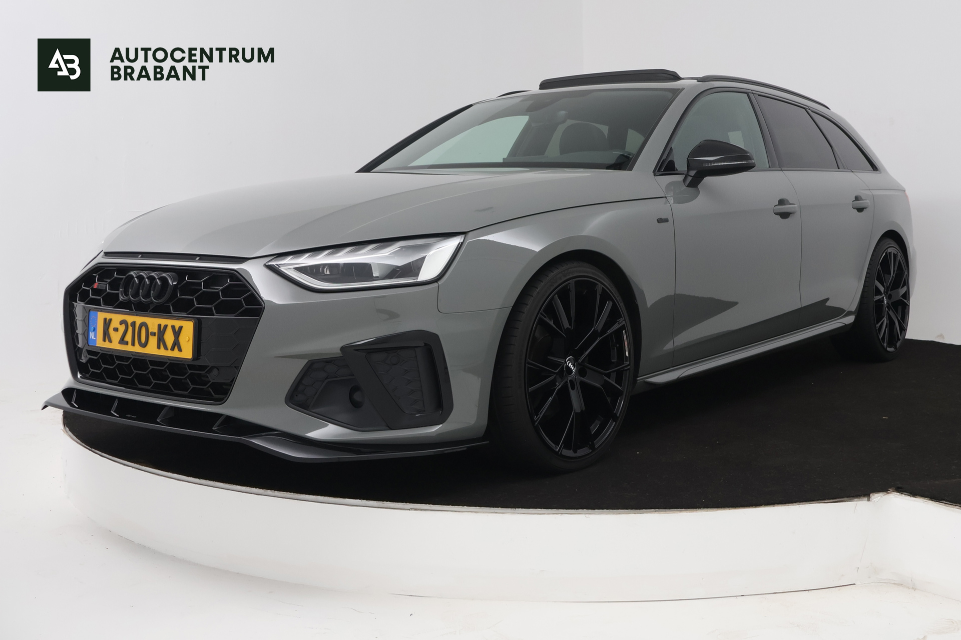 Foto van AUDI A4 AVANT