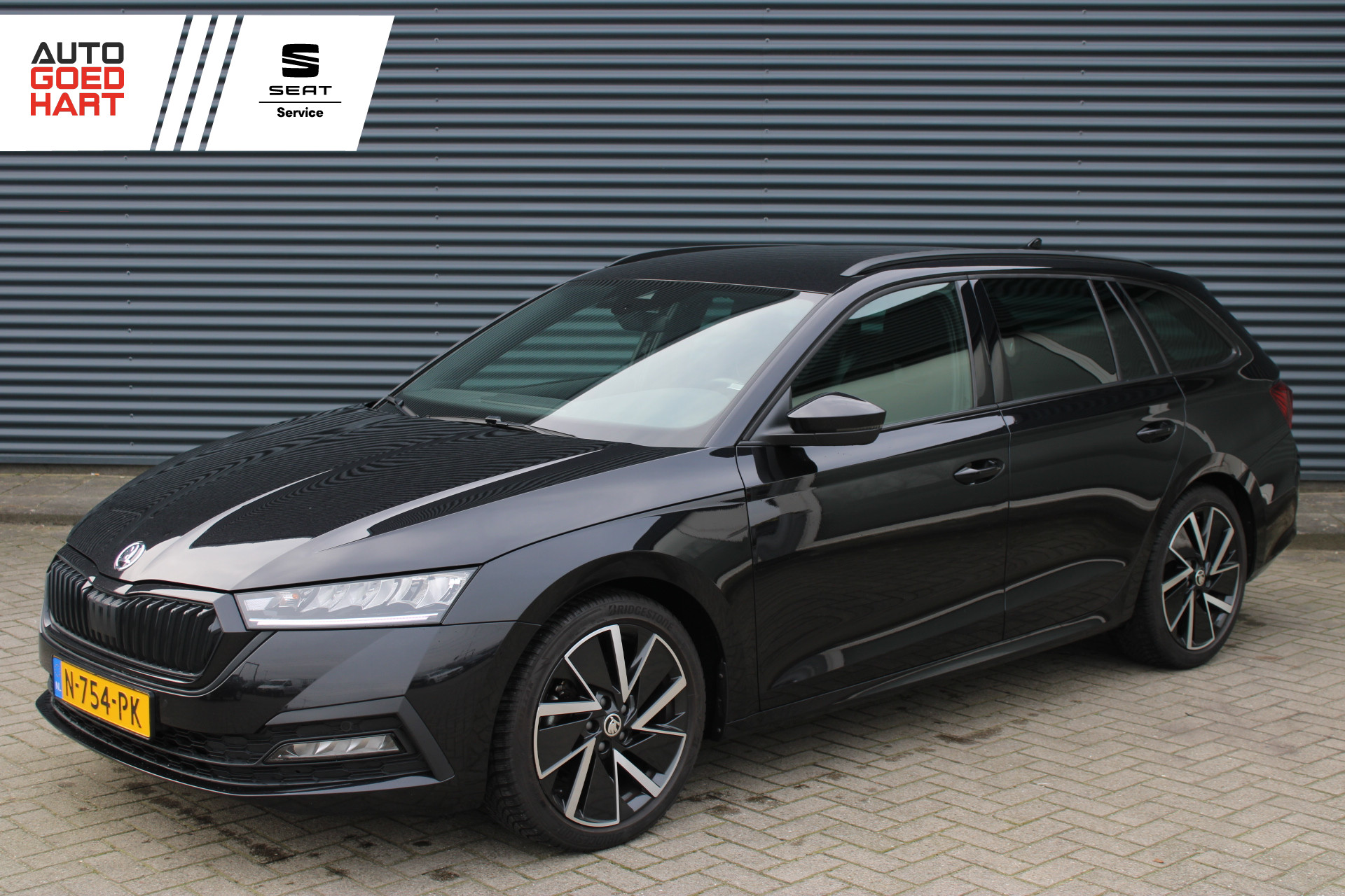 Skoda Octavia 1.0 e-TSI Sport Business Full-Led Adaptive-Cruis Drive-Mode 2021 - voorkant