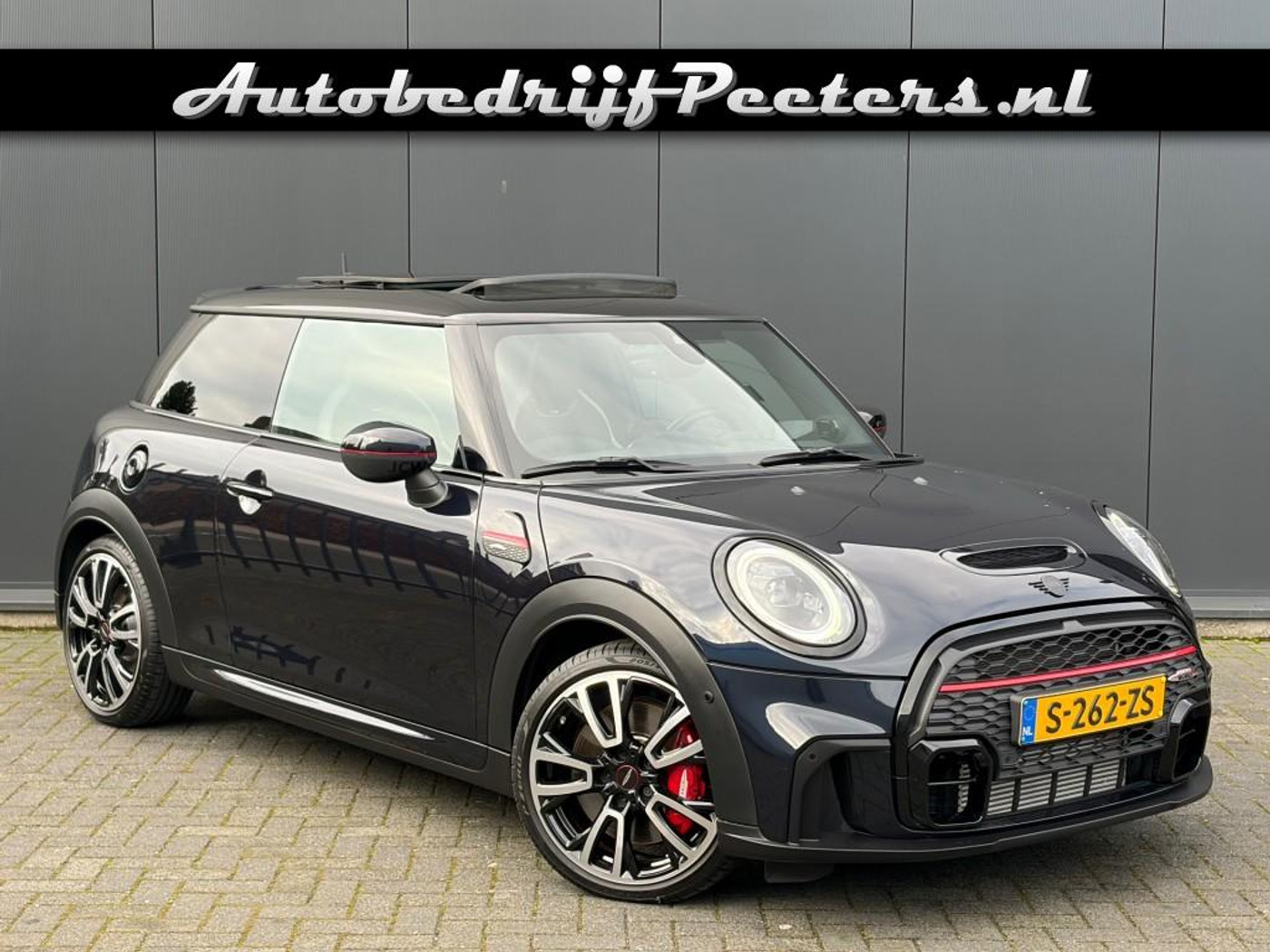 Foto van MINI JOHN COOPER WORKS