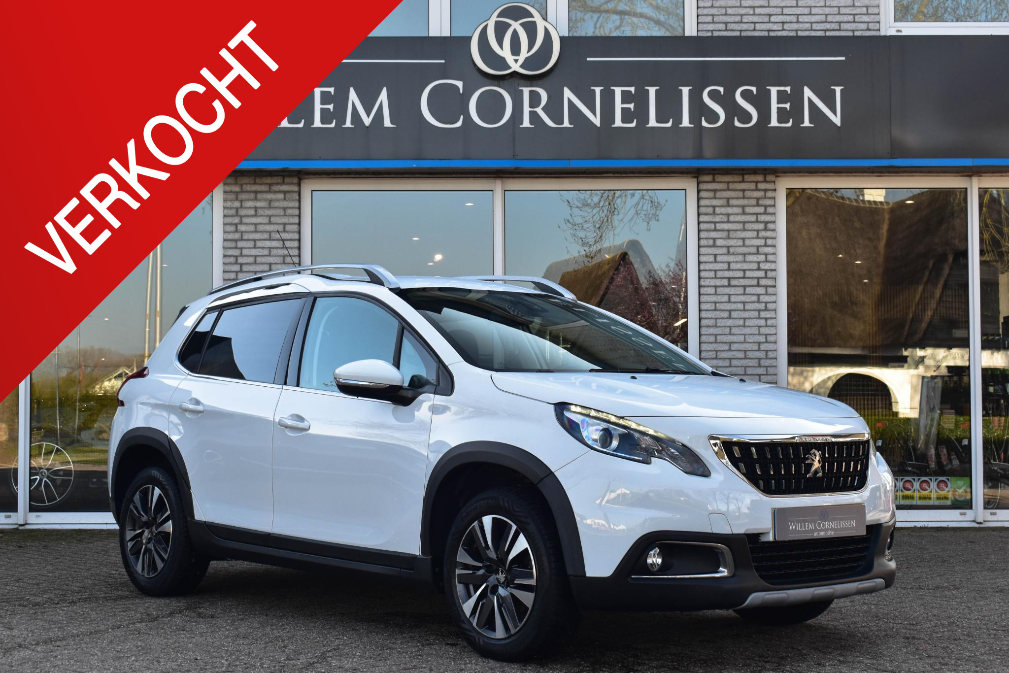 Peugeot 2008 1.2 PureTech Allure Aut. Navi Camera Apple Carplay 2018 - voorkant
