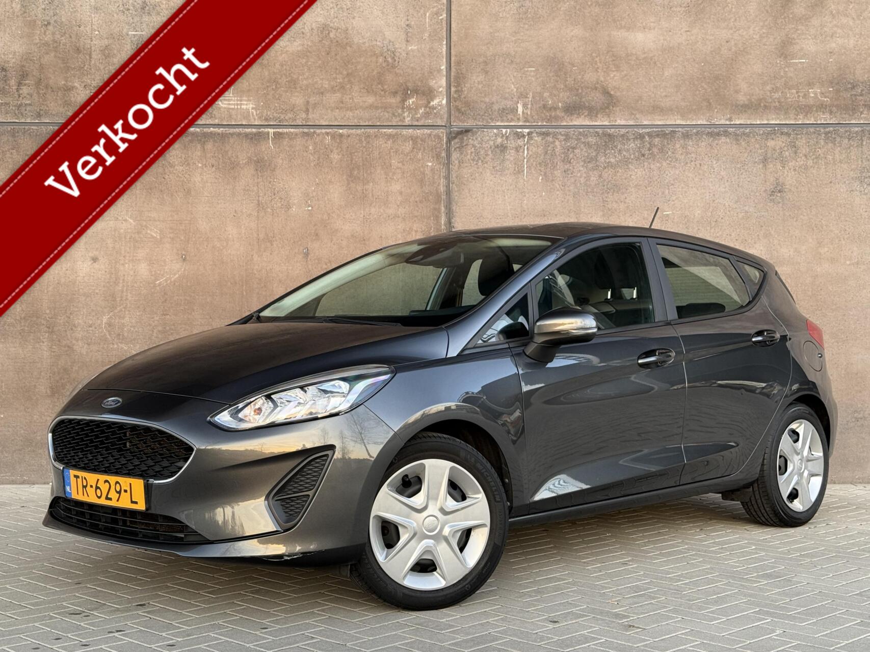 Ford Fiesta 1.1 Trend | Navigatie | Trekhaak | Airco | CarPlay | PDC | Keurig onderhouden | 2018 - voorkant