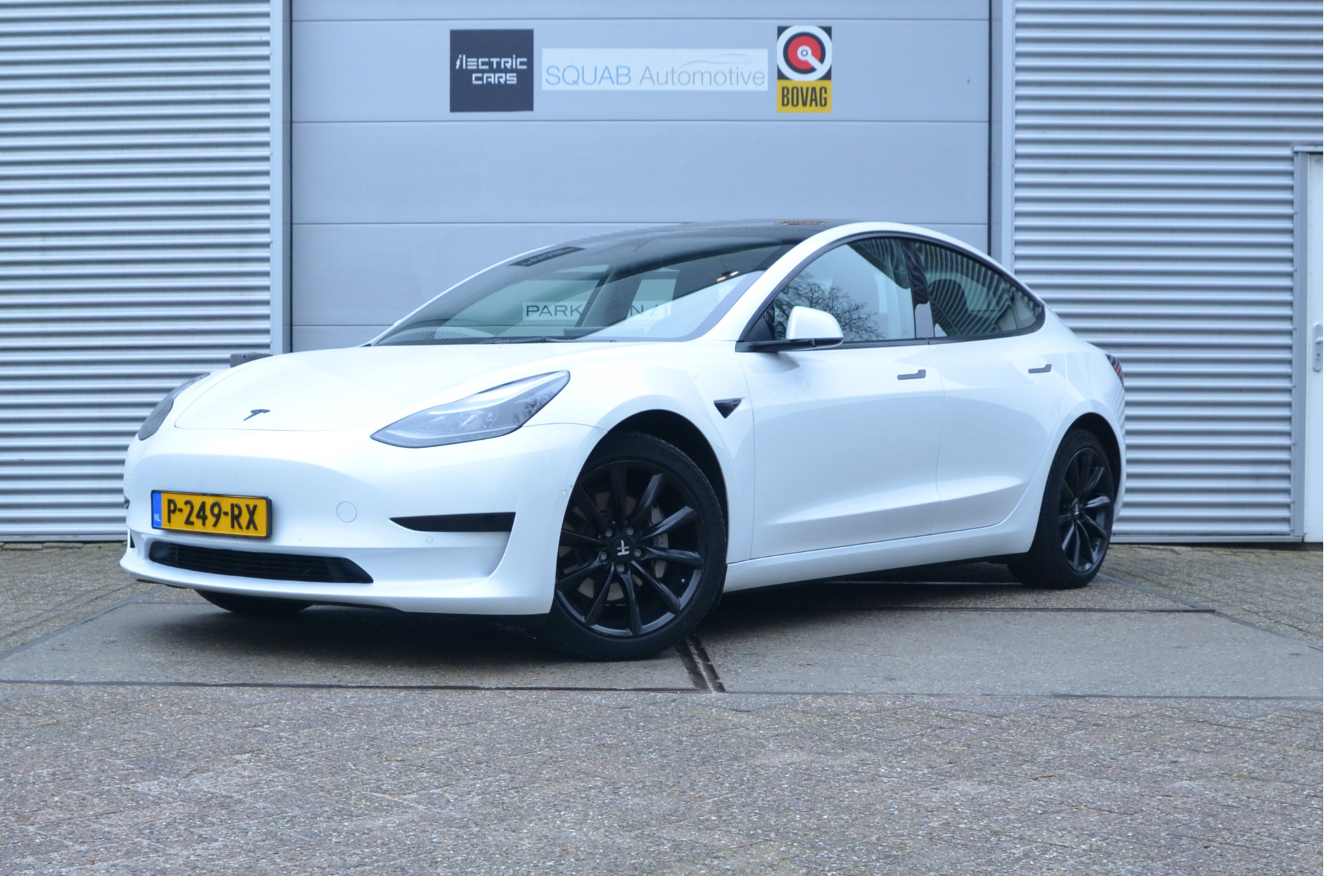 Tesla Model 3 Standard RWD Plus 60 kWh 2021 - voorkant
