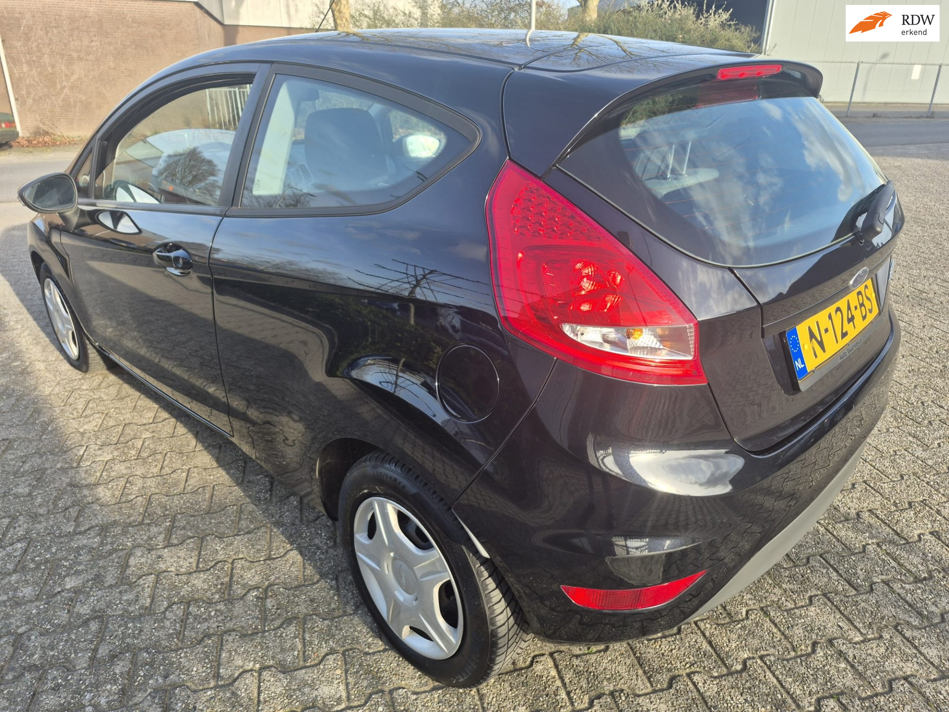 Ford Fiesta 1.25 km stand 132299 APK 20-09-26 2009 2009 - voorkant