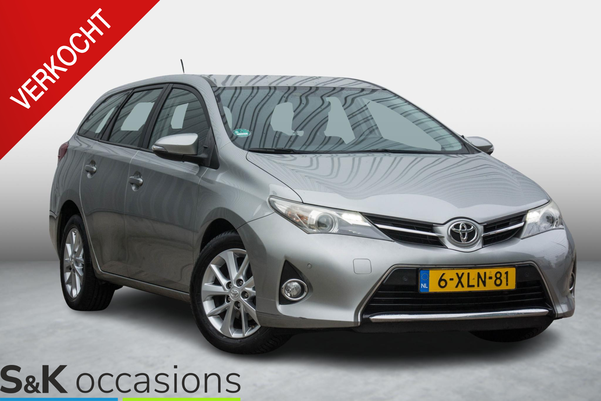 Toyota Toyota Auris 1.3 NL auto NAP trekhaak airco 2014 - voorkant