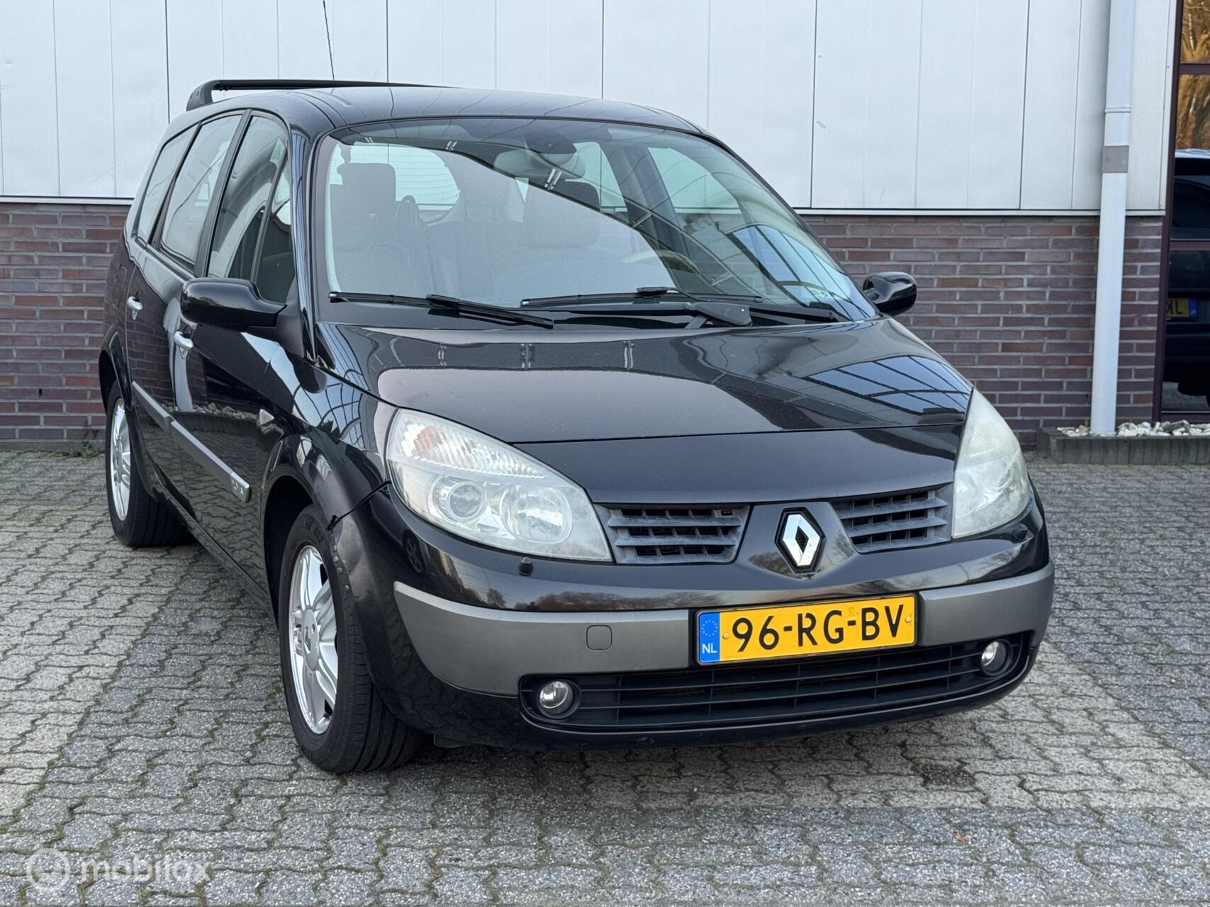 Foto van RENAULT MEGANE SCENIC