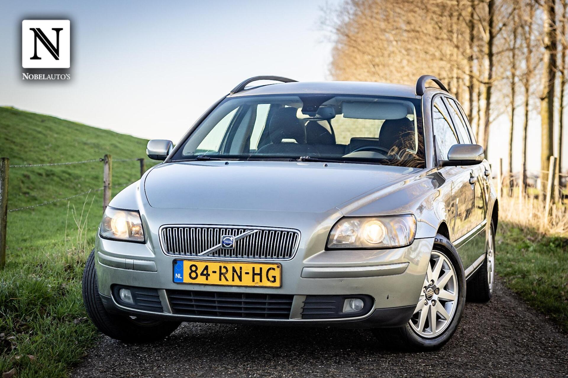 Volvo V50 1.8 | Nap | Trekhaak | LM Velgen | Airco 2005 - voorkant