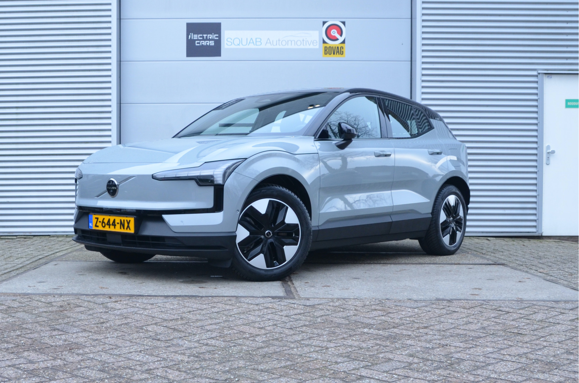 Volvo Ex30 Twin Motor Performance Ultra 69 kWh 2024 - voorkant