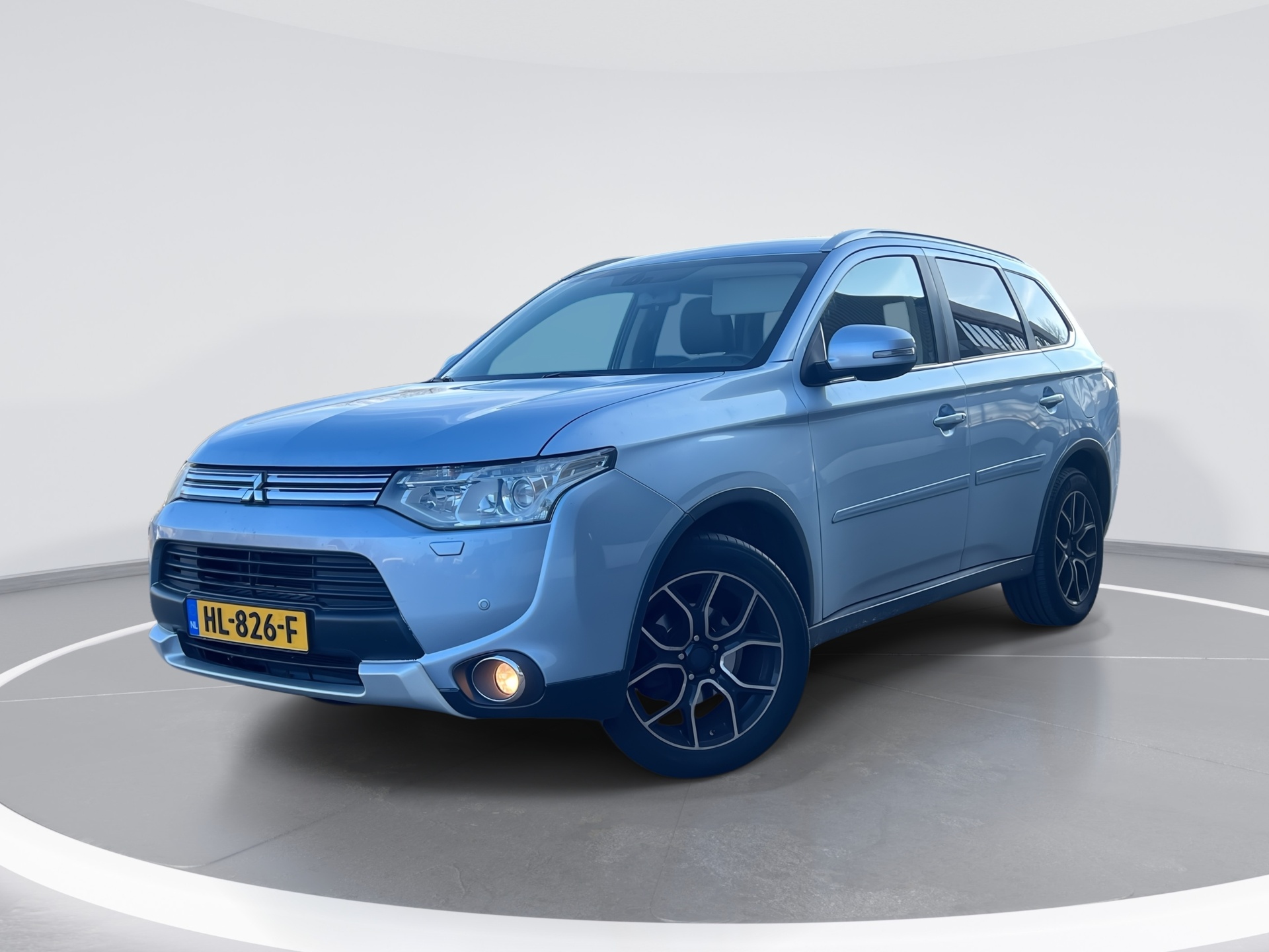 Foto van MITSUBISHI MITSUBISHI OUTLANDER