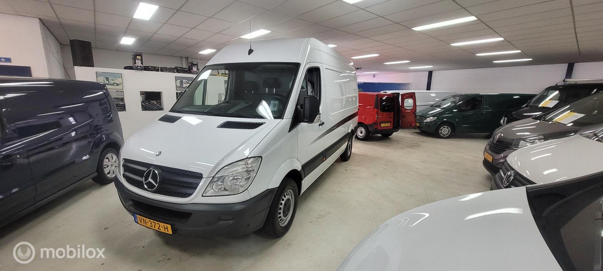 Mercedes-Benz Sprinter 216 2.2 CDI 366 EHD 2013 - voorkant