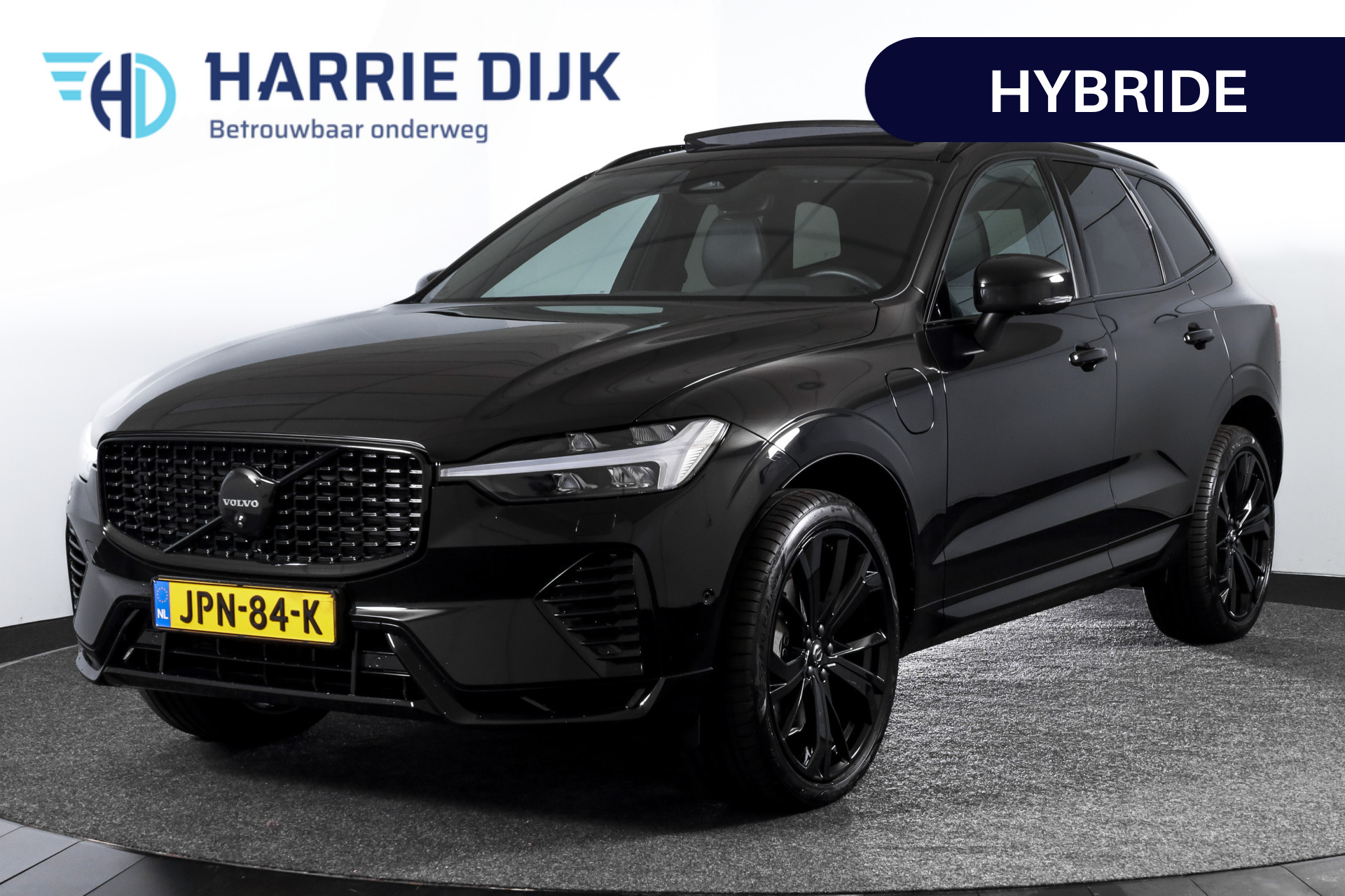 Volvo Xc60 2.0 T6 Plug-in hybrid AWD Plus Black Edition 2025 - voorkant