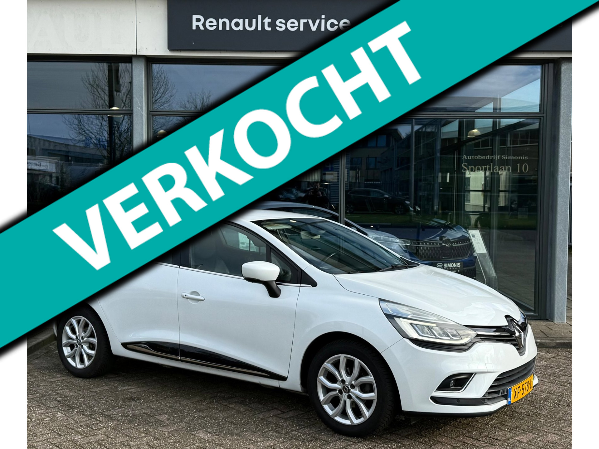 Renault Clio 0.9 TCe Intens | Half leder | A. camera | Aut. airco | Trekhaak 2018 - voorkant