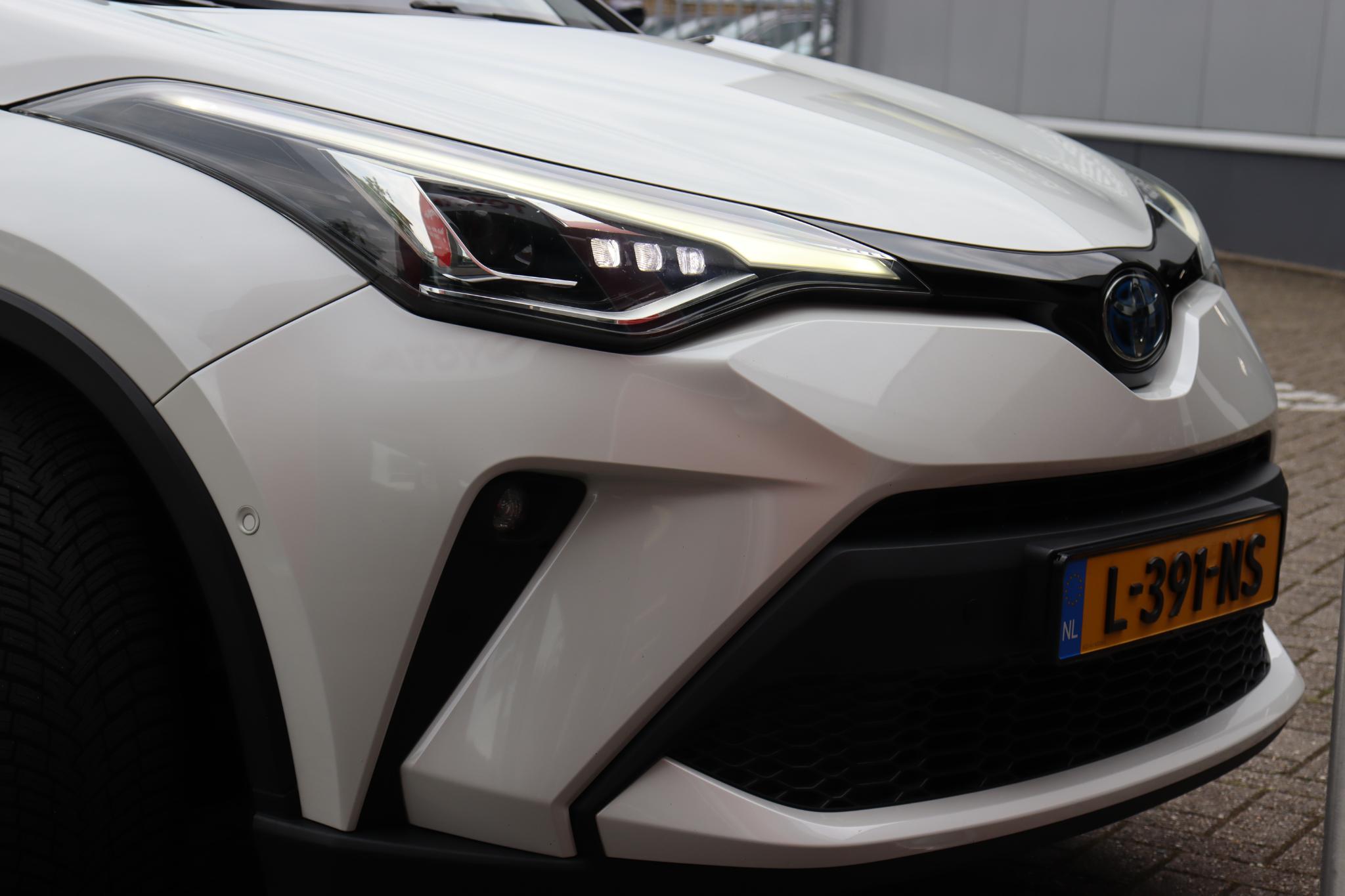 Foto van Toyota Toyota C-hr