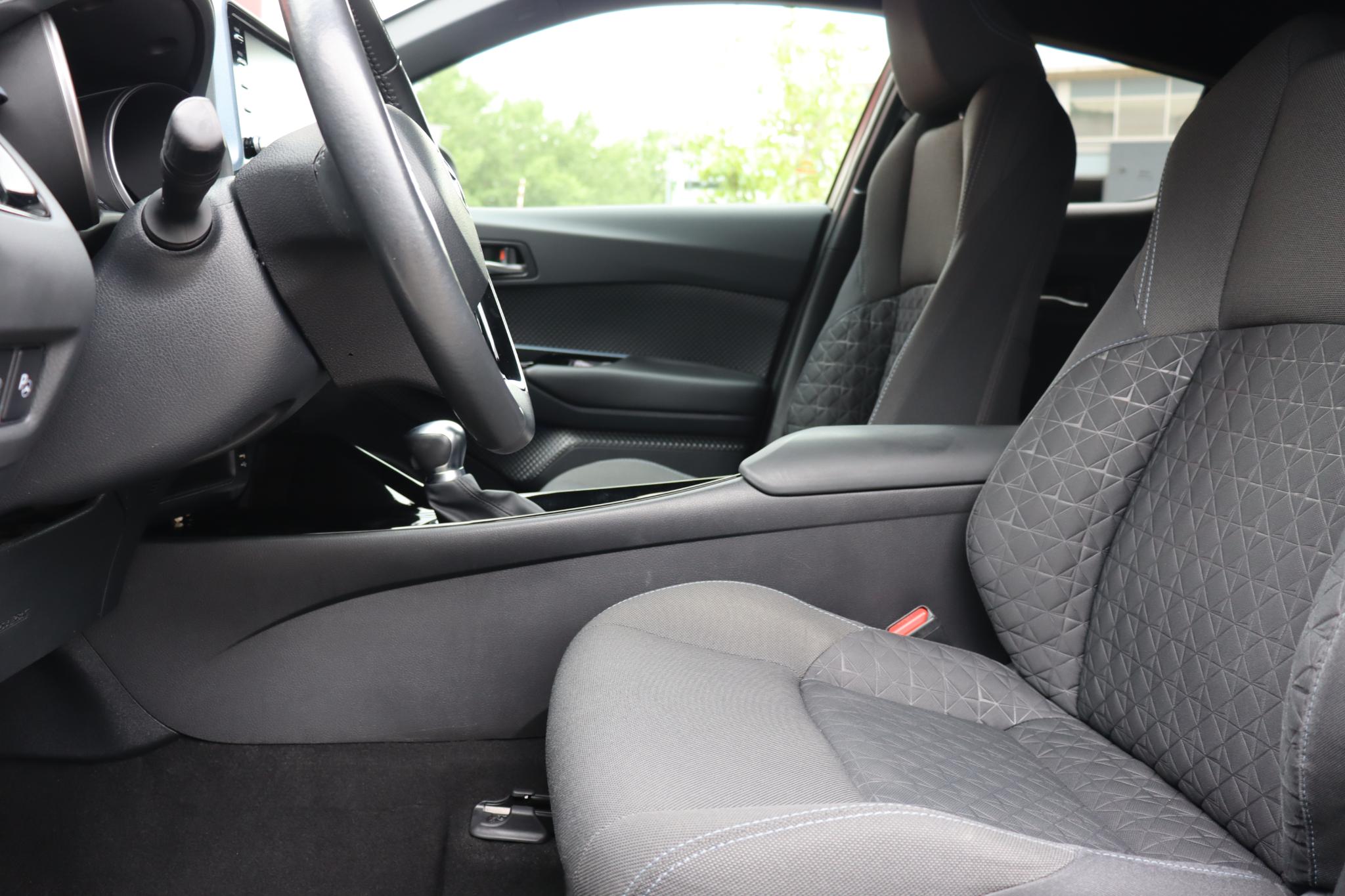 Foto van Toyota Toyota C-hr