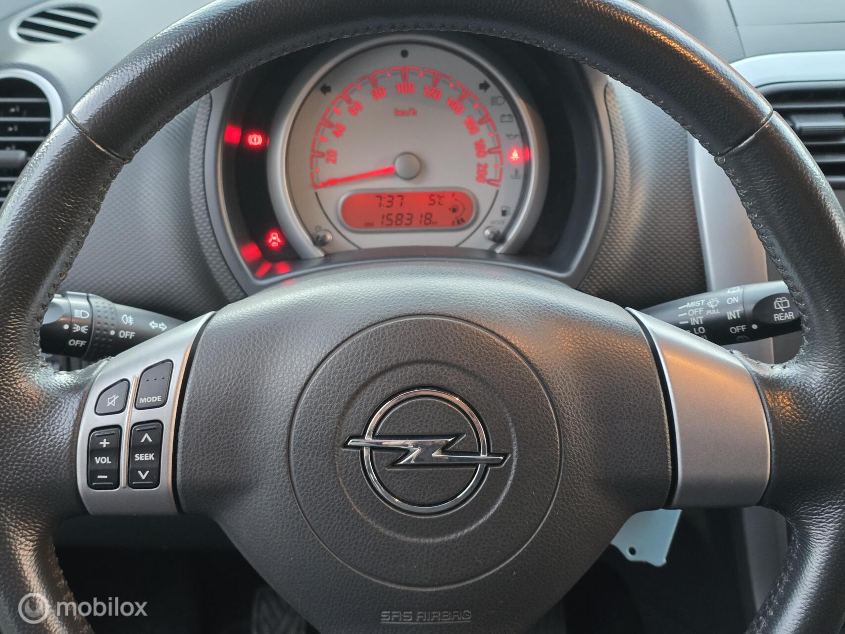 Foto van Opel Agila