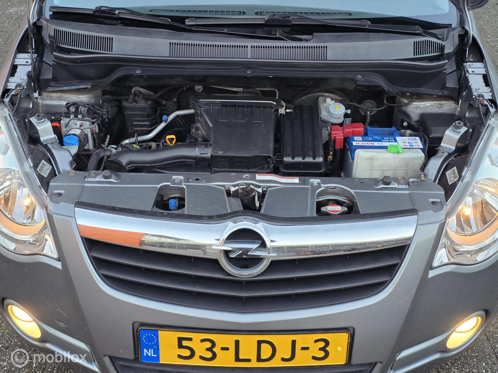 Foto van Opel Agila