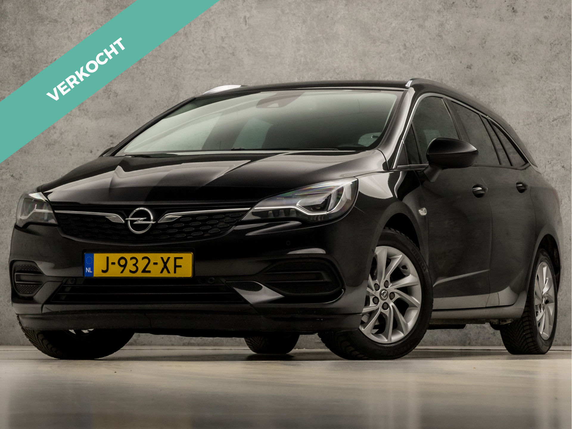 Opel Astra 1.2 Elegance Sport 2020 - voorkant