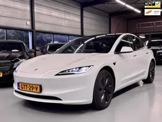 Tesla Model 3 RWD 60 kWh 2024 - voorkant