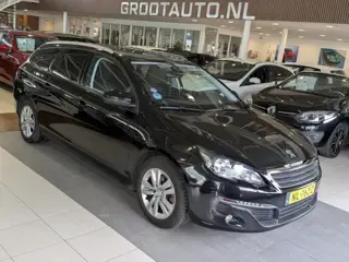 Peugeot 308 1.2 PureTech Blue Lease Executive 2017 - voorkant