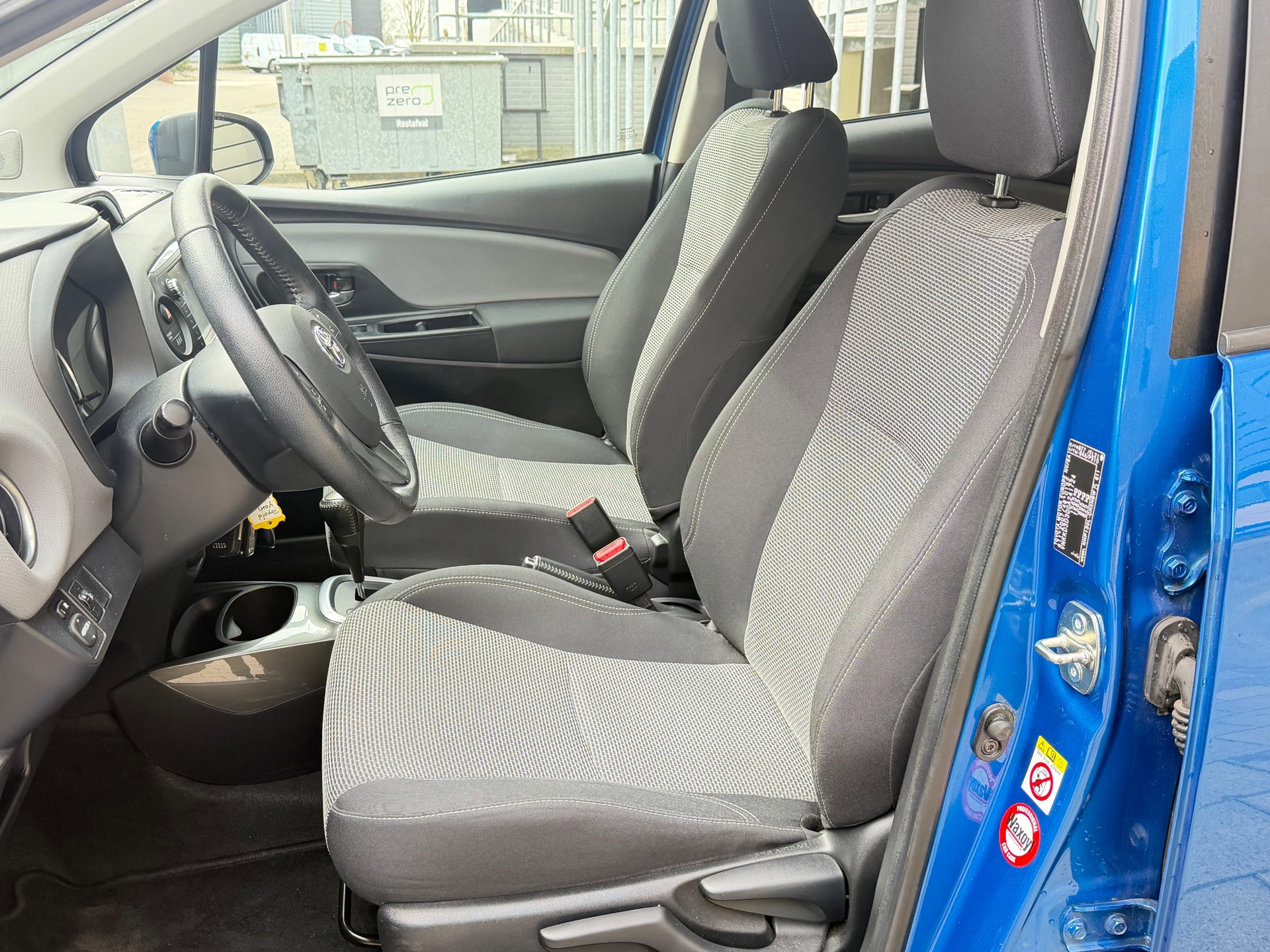Foto van Toyota Toyota Yaris Hybrid