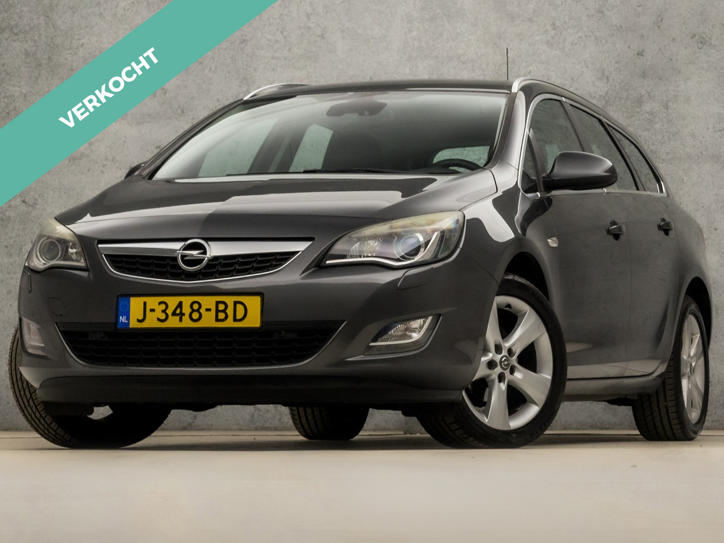 Opel Astra Sports Tourer 1.4 Turbo Sport 2011 - voorkant