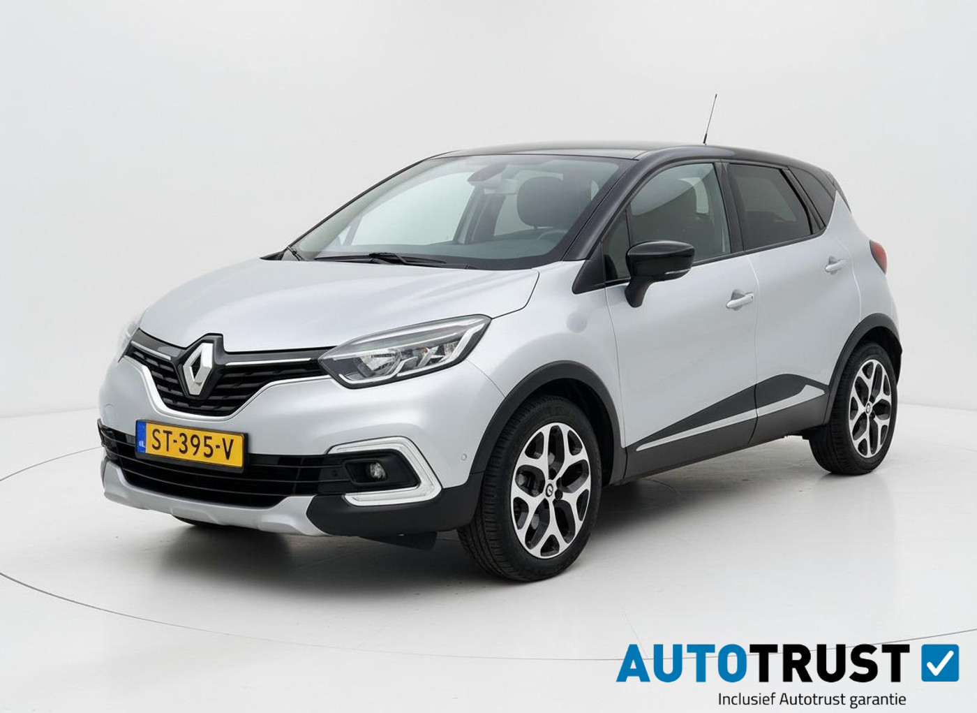 Renault Captur 1.2 TCe AUTOMAAT Intens CAMERA NAV TREKHAAK 2018 - voorkant