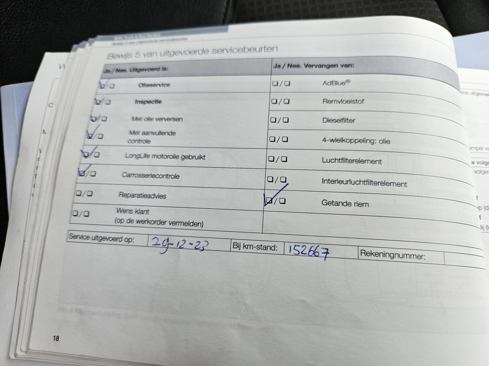 Foto van Man Tge