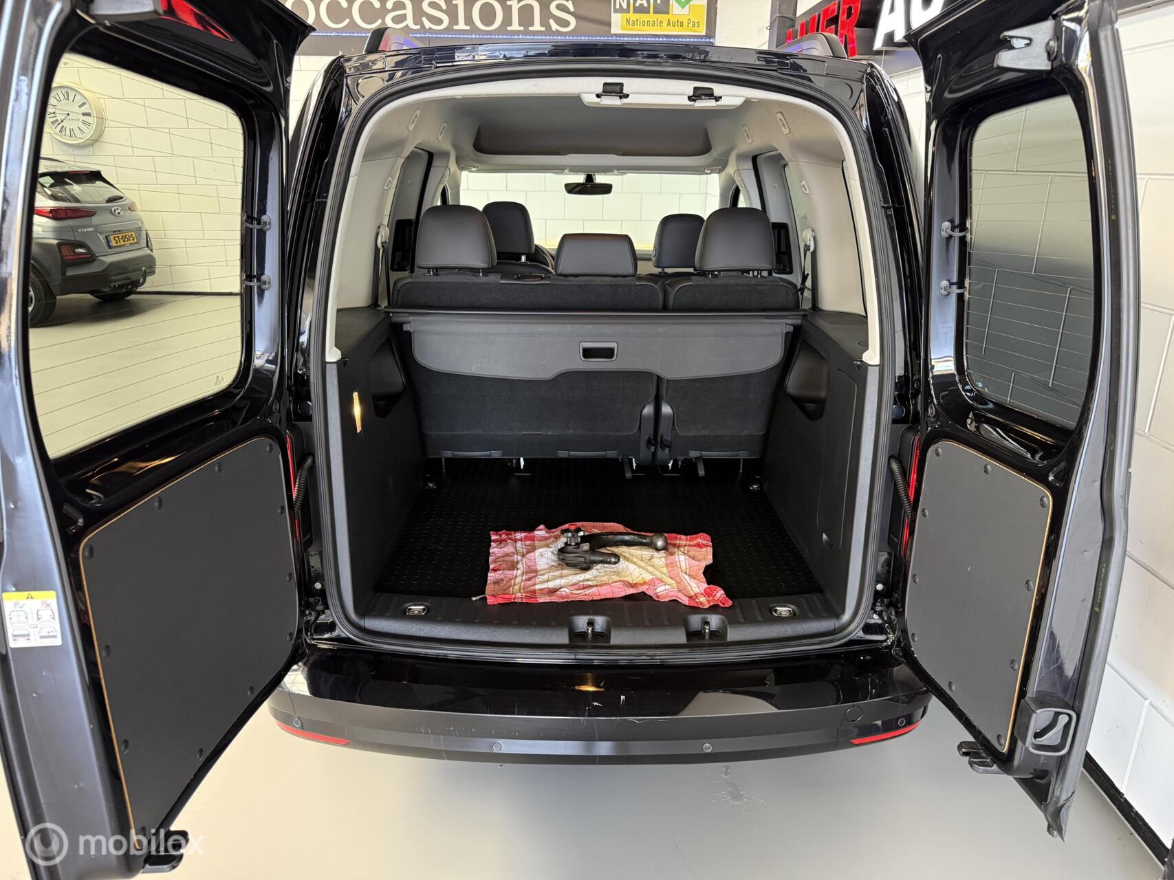 Foto van Volkswagen Caddy Combi