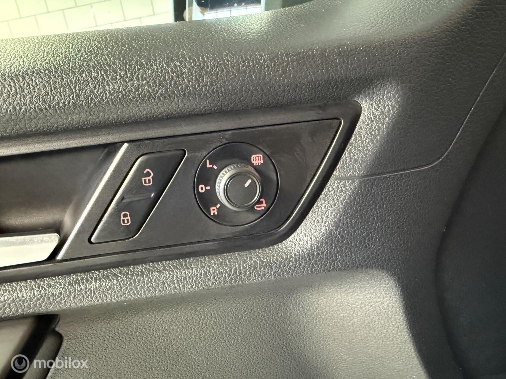 Foto van Volkswagen Caddy Combi