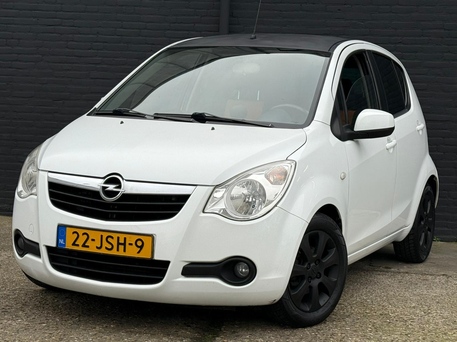 Foto van OPEL AGILA