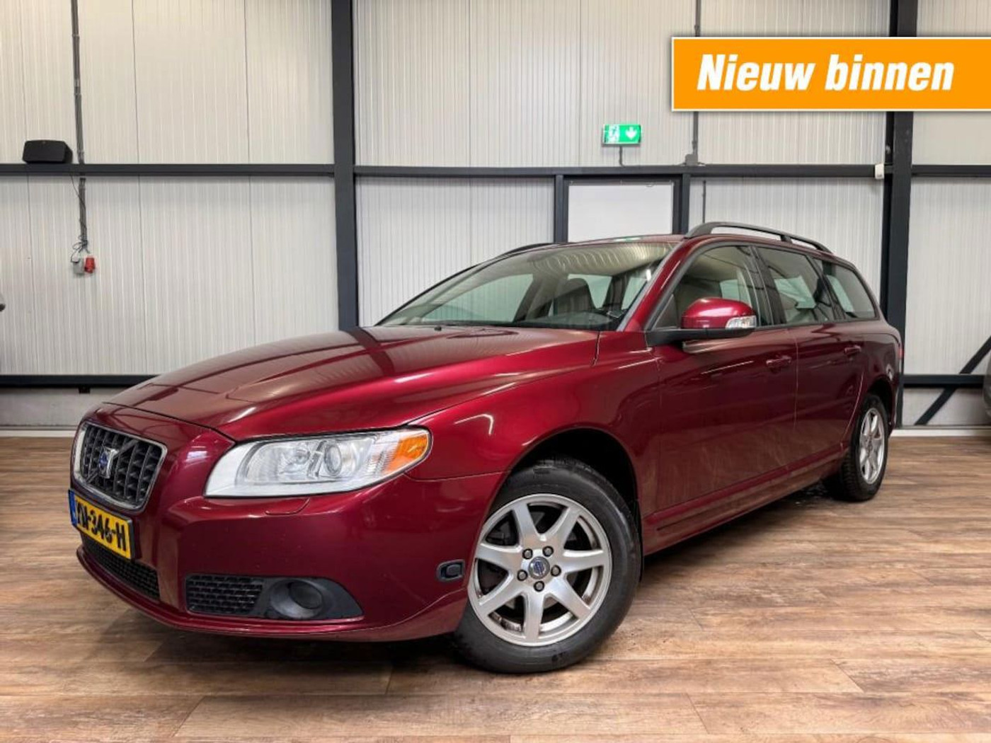 Volvo V70 2.0 Kinetic 2009 - voorkant
