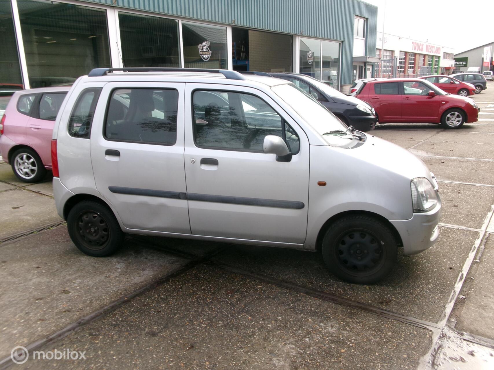 Foto van Opel Agila