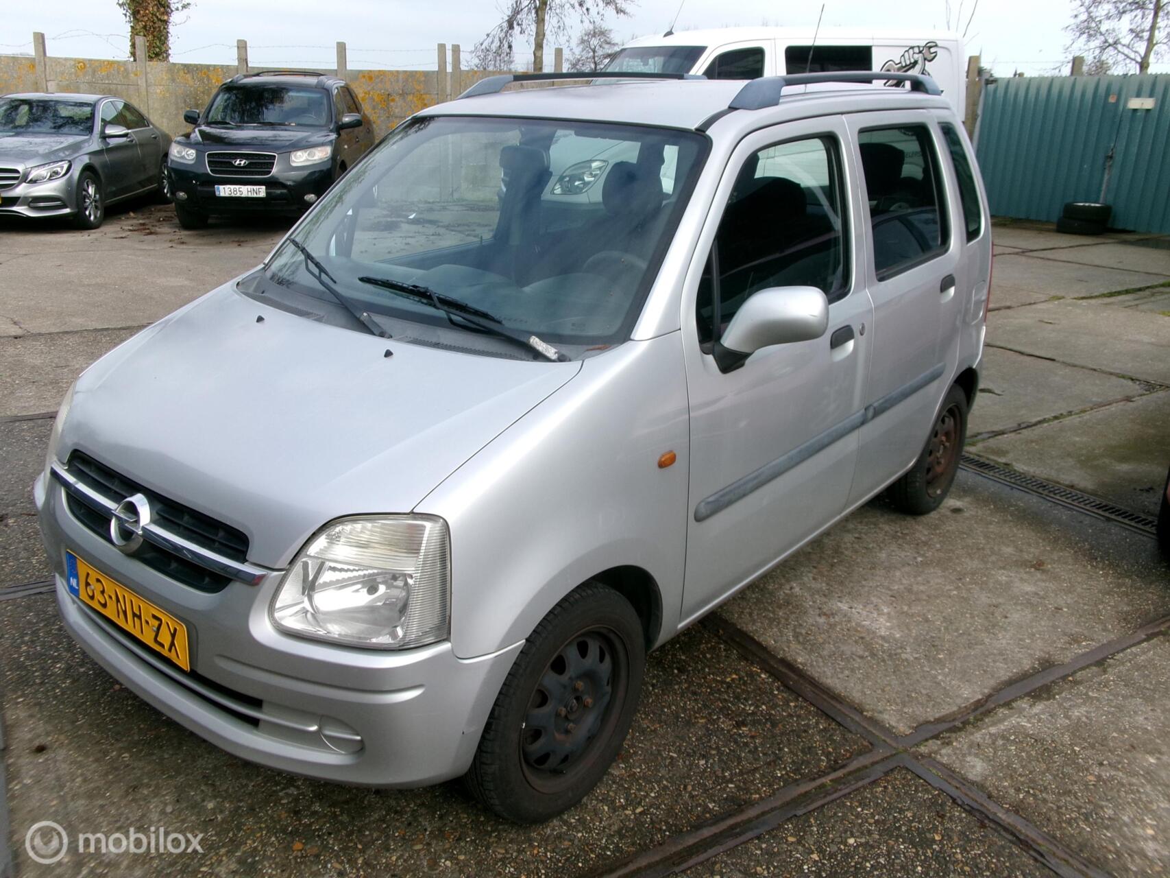 Foto van Opel Agila