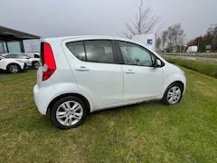 Opel Agila 1.2 Edition 2011 - voorkant