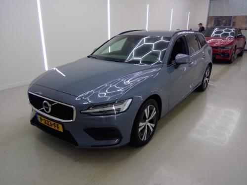 Volvo V60 2.0 B3 Momentum Advantage 2022 - voorkant