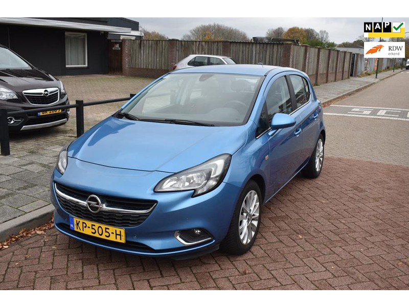 Opel Corsa 1.4 Innovation 2016 - voorkant