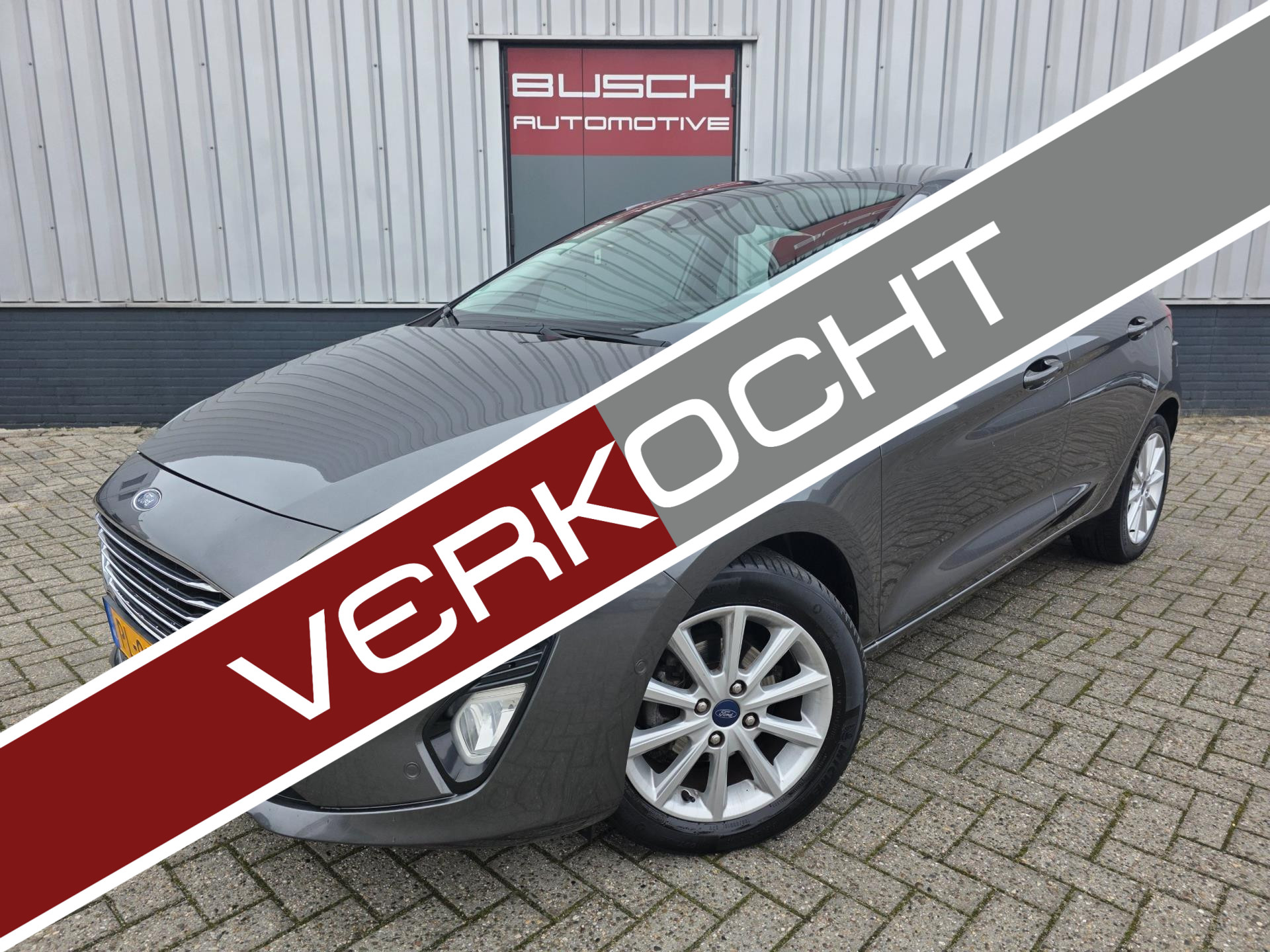 Ford Fiesta 1.0 EcoBoost 5 deurs Titanium | VAN 2e EIGENAAR | 2017 - voorkant