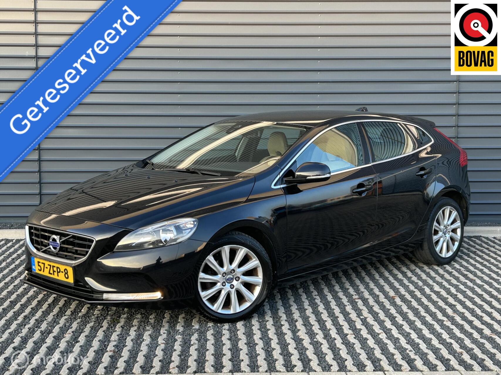 Foto van VOLVO V40
