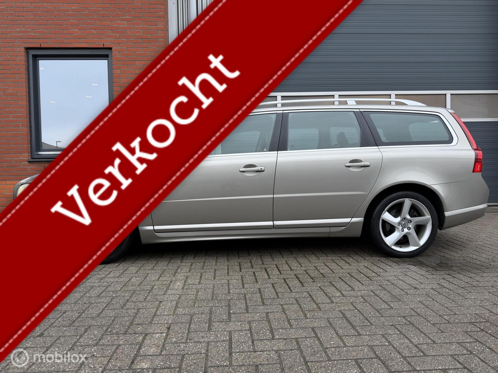 Volvo V70 2.5T Geartronic Summum - 18inch - Orig. NL 2008 - voorkant