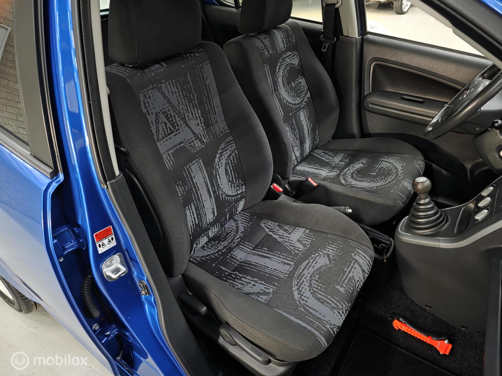 Foto van Opel Agila
