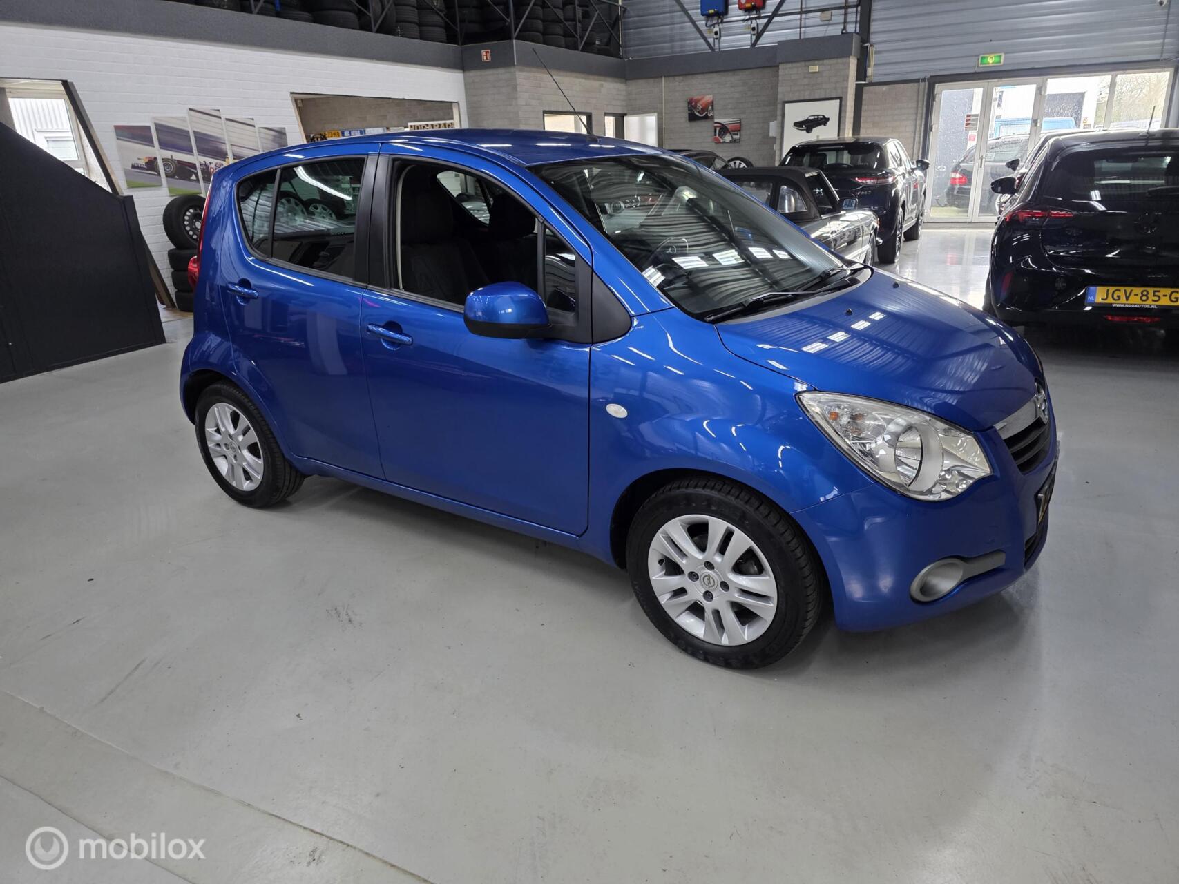 Foto van Opel Agila
