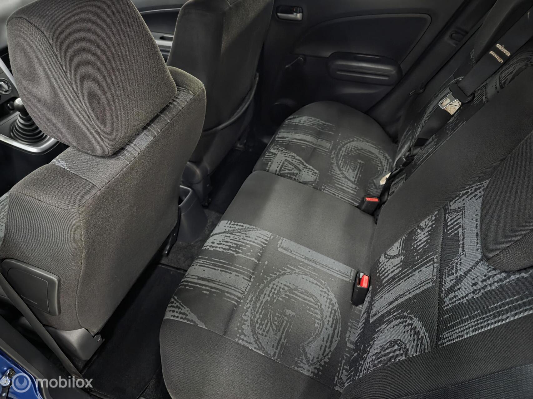 Foto van Opel Agila