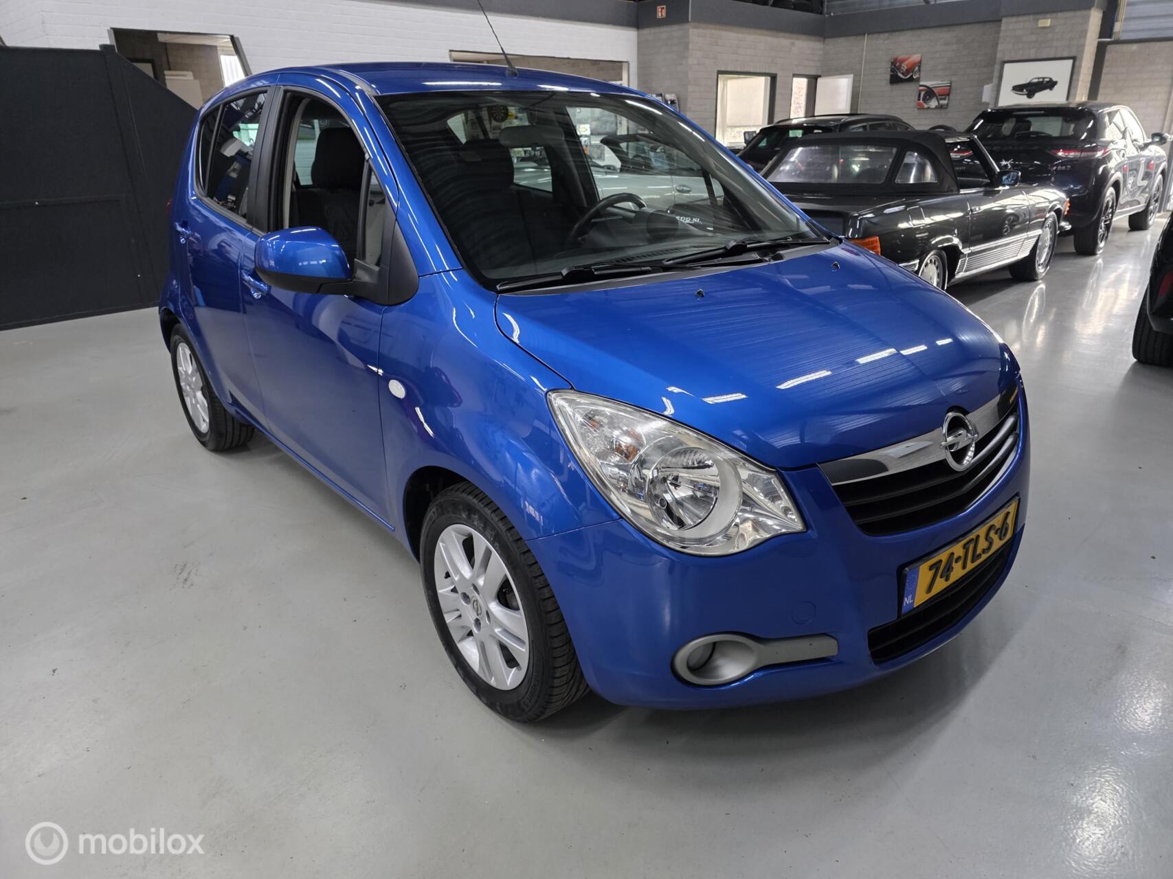 Foto van Opel Agila