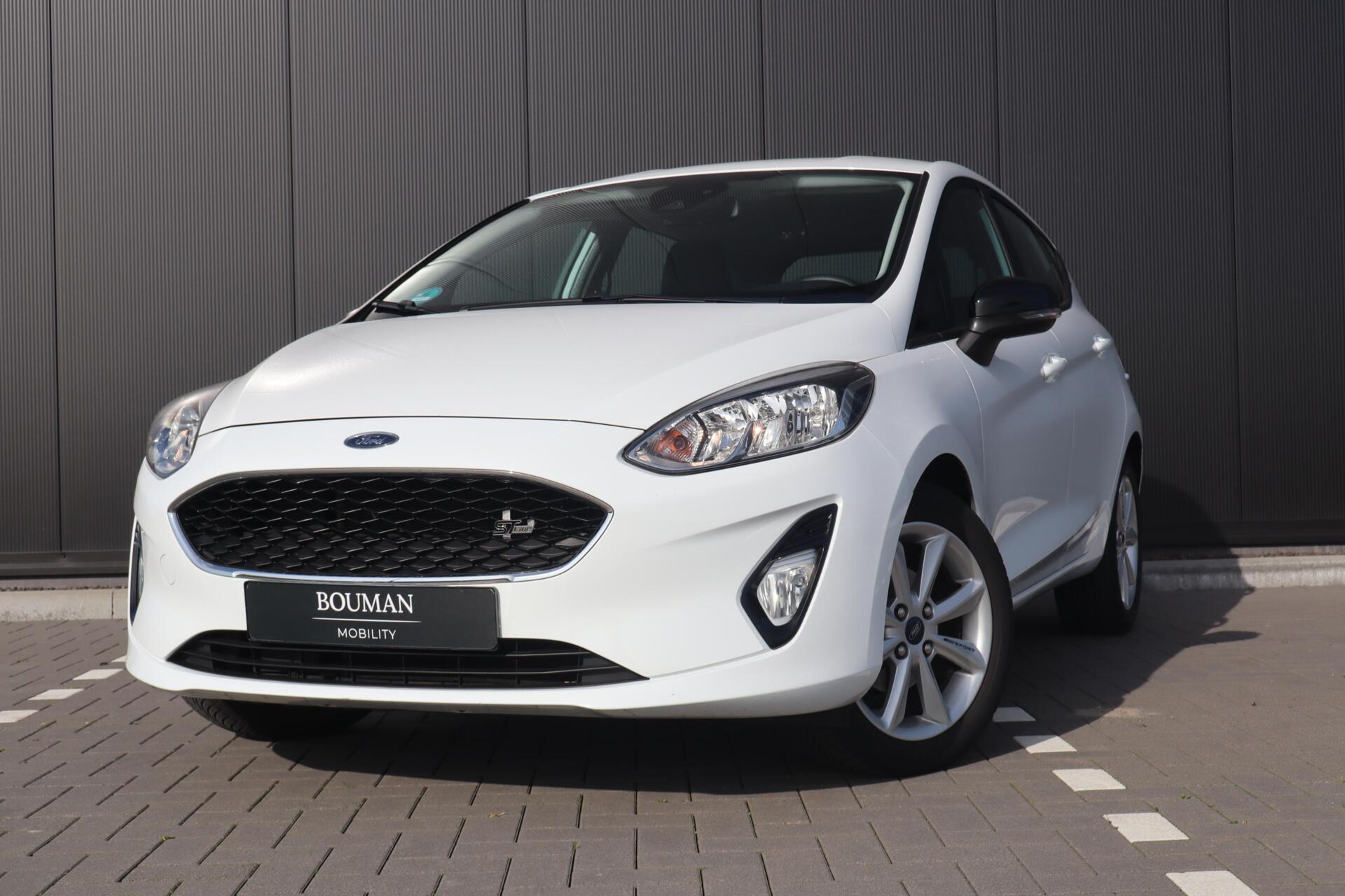 Ford Fiesta 1.1 BLACK PACK, CARPLAY, CRUISE, PDC, LANE ASSIST 2019 - voorkant