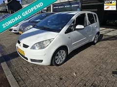 Foto van Mitsubishi Colt