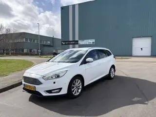Ford Focus 1.0 First Edition 2015 - voorkant