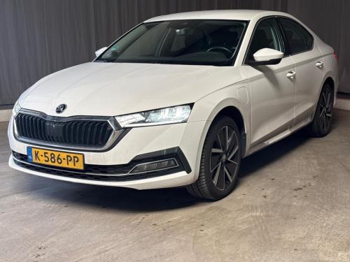 Skoda Octavia 1.4 TSI iV PHEV Business Edition 2021 - voorkant