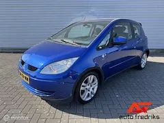 Foto van Mitsubishi Colt