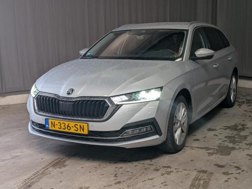 Skoda Octavia 1.5 e-TSI Business Edition Plus 2022 - voorkant
