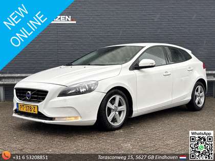 Volvo V40 1.6 D2 Momentum 2013 - voorkant